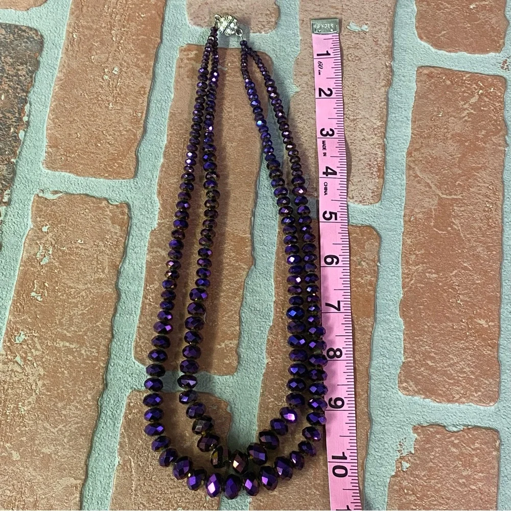 Women’s Fashion multi-faceted Purple Beaded Necklace & Earrings Set. - Picture 9 of 9
